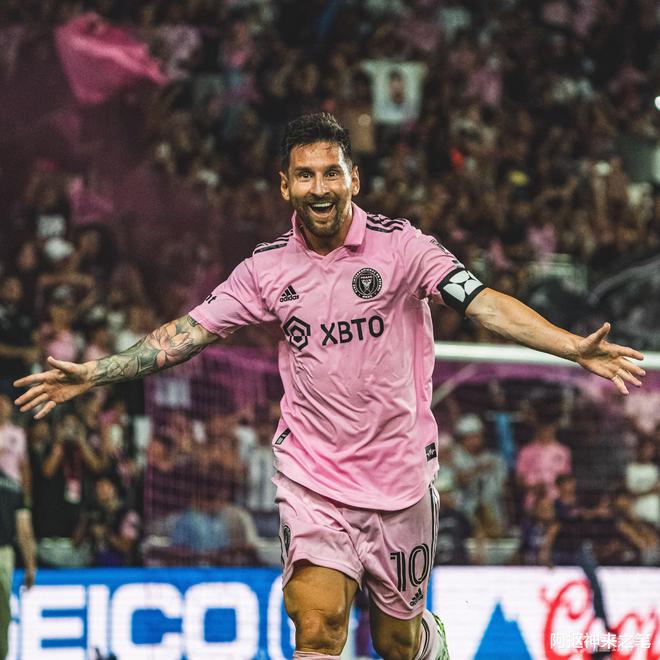 次标志性的 次标志性的