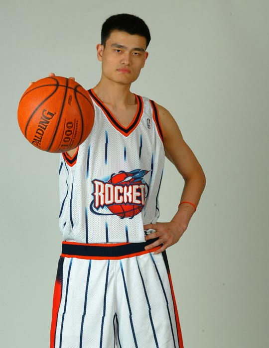 异常突出 异常突出