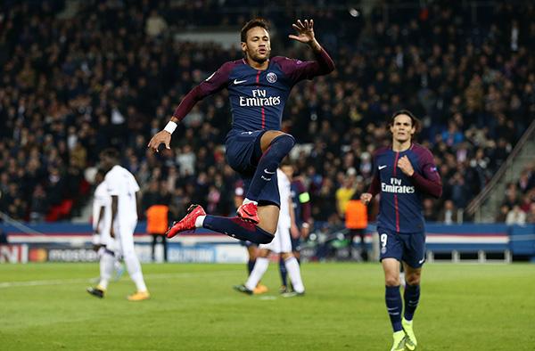 手多次犯规 手多次犯规