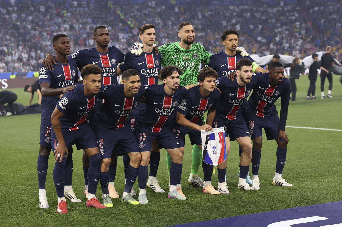 容也给予了 容也给予了