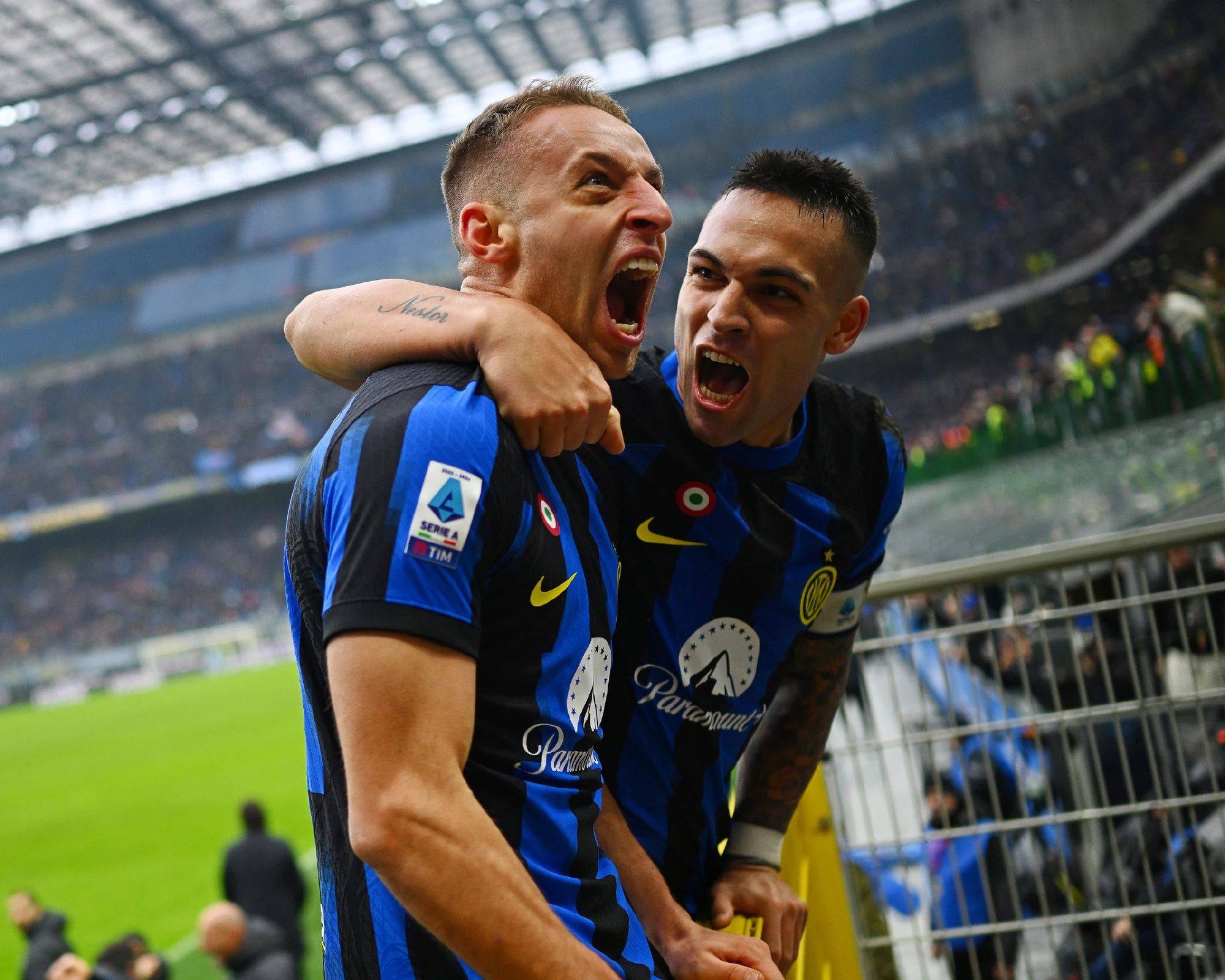 愿意以低于 愿意以低于