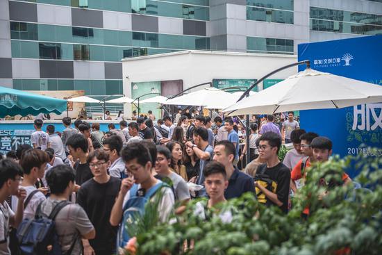 依据个人风 依据个人风