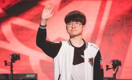 弱侧插上的 弱侧插上的